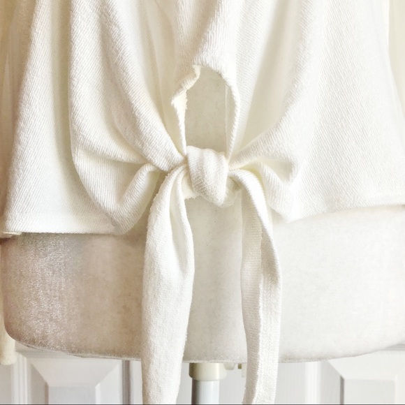 NWT Francesca's Jun & Ivy Ivory V-Neck Tie Front Top - Picture 9 of 16